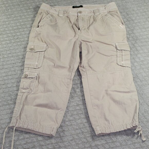 Eddie Bauer Tan Cropped Cargo Pants - Picture 1 of 5